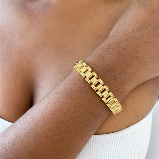 STRAZIA® - Bracciale ROLLY - Eleganza Geometrica in Acciaio al Titanio Placcato Oro